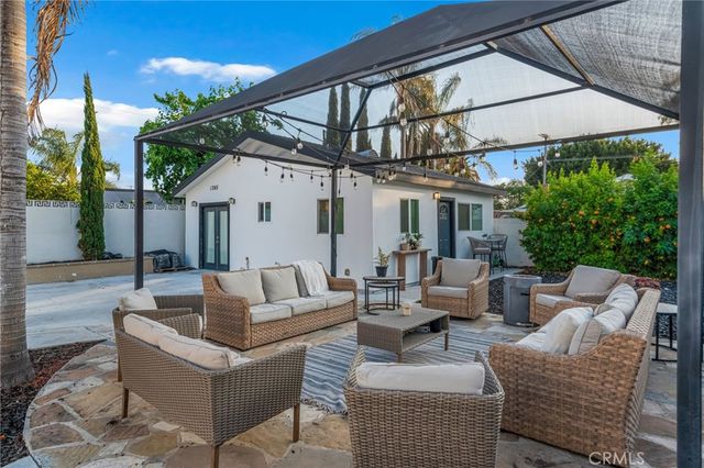 1247 N Neptune Avenue, Wilmington, CA 90744