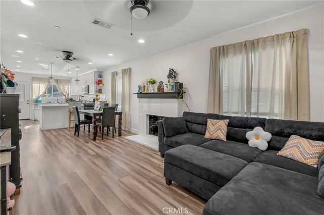 1247 N Neptune Avenue, Wilmington, CA 90744