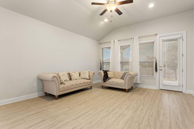 16525 Summery ST, Manor, TX 78653