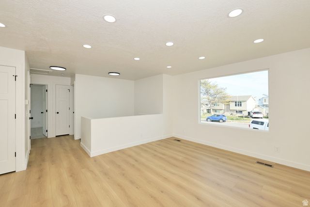 3706 S BUCKEROO CIR, Magna, UT 84044