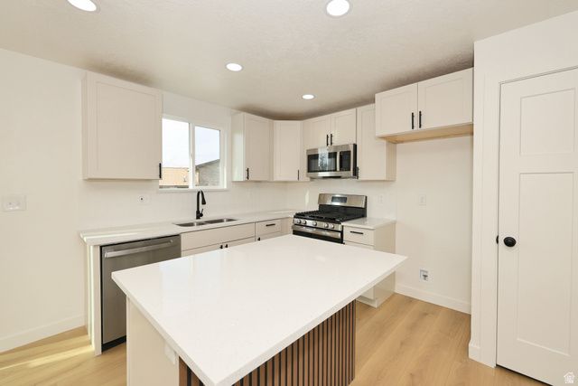 3706 S BUCKEROO CIR, Magna, UT 84044