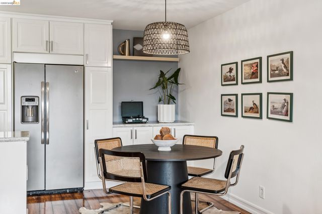 199 Montecito Ave 301, Oakland, CA 94610