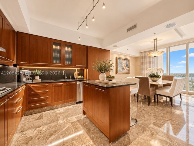 333 Las Olas Way 2604, Fort Lauderdale, FL 33301