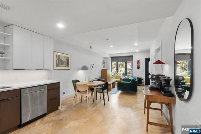 13 Britton Street 1, Jersey City, NJ 07306