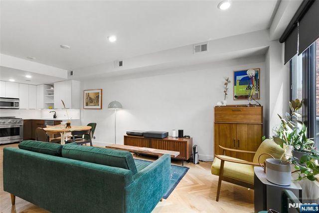 13 Britton Street 1, Jersey City, NJ 07306
