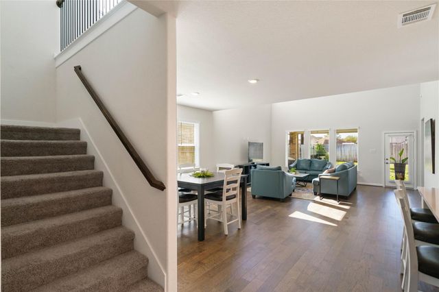 2214 Clements Shore Lane, La Porte, TX 77571