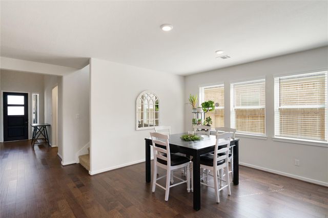 2214 Clements Shore Lane, La Porte, TX 77571