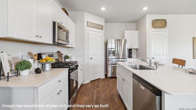 5334 Totem Bluff, San Antonio, TX 78238