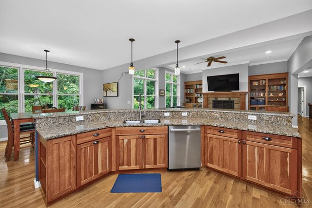 1723 Laurel Glen Court, Hamilton Twp, OH 45140