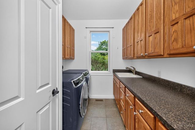 1723 Laurel Glen Court, Hamilton Twp, OH 45140