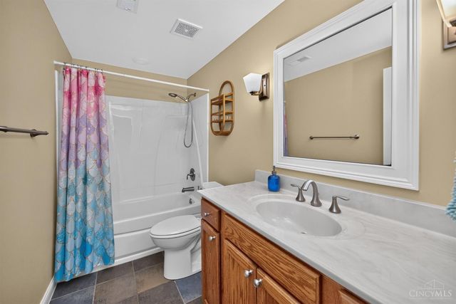 1723 Laurel Glen Court, Hamilton Twp, OH 45140