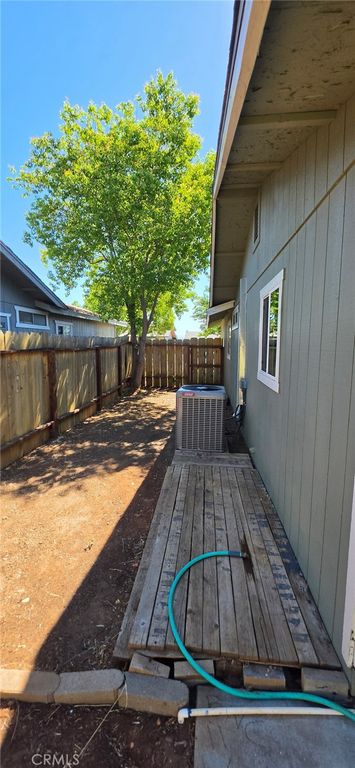 Image 7 of property listing at 570 Spyglass, Red Bluff, CA 96080