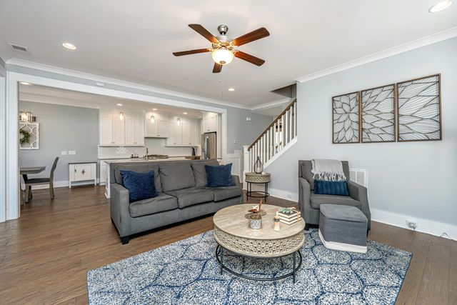 414 Hamlet Circle, Goose Creek, SC 29445