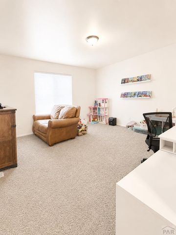 978 E Sandusky Dr, Pueblo West, CO 81007