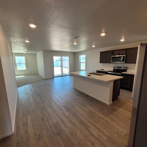 1609 E A St, Deer Park, WA 99006