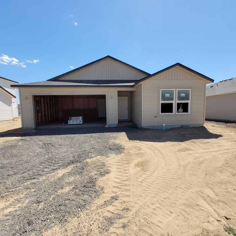 1609 E A St, Deer Park, WA 99006