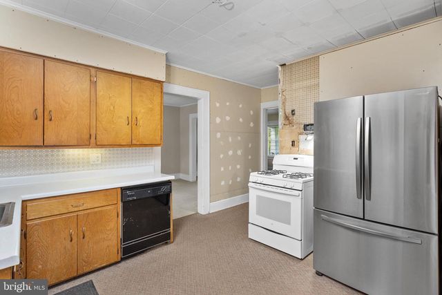 312 MONMOUTH ST, Hightstown, NJ 08520
