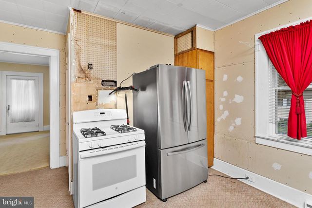 312 MONMOUTH ST, Hightstown, NJ 08520