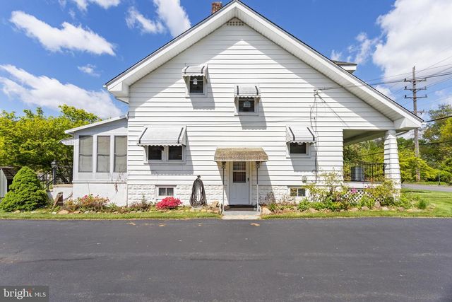 312 MONMOUTH ST, Hightstown, NJ 08520