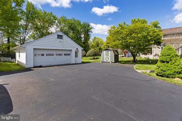 312 MONMOUTH ST, Hightstown, NJ 08520