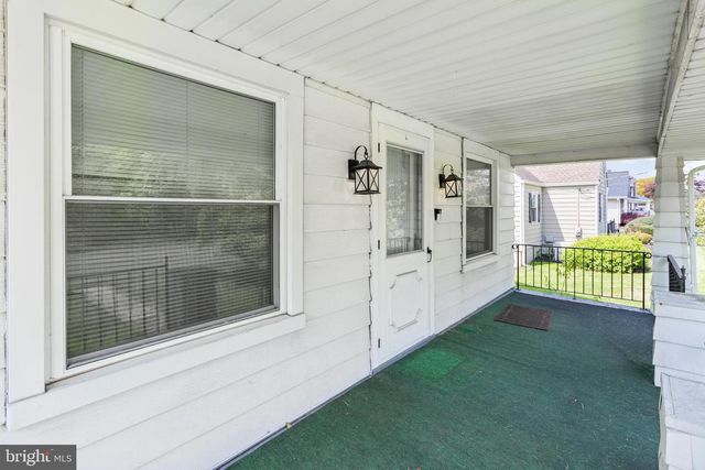 312 MONMOUTH ST, Hightstown, NJ 08520