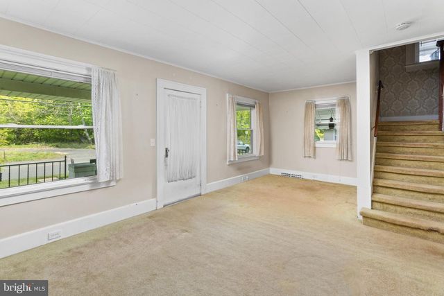 312 MONMOUTH ST, Hightstown, NJ 08520