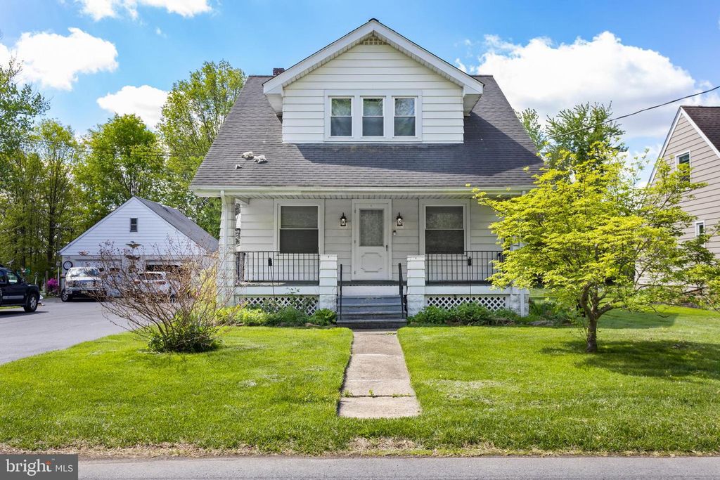 312 MONMOUTH ST, Hightstown, NJ 08520
