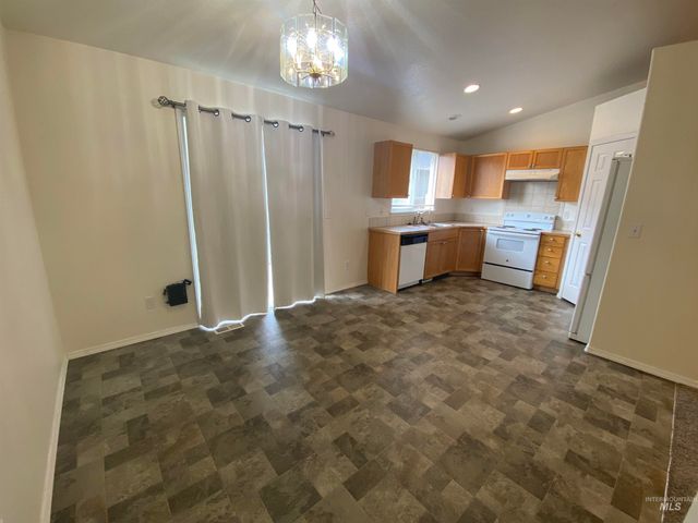 107 S Banner Street, Nampa, ID 83686