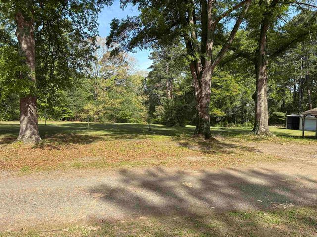 611 Harrod Rd, White Hall, AR 71602