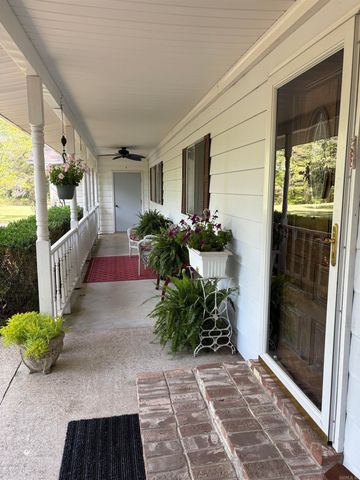 611 Harrod Rd, White Hall, AR 71602