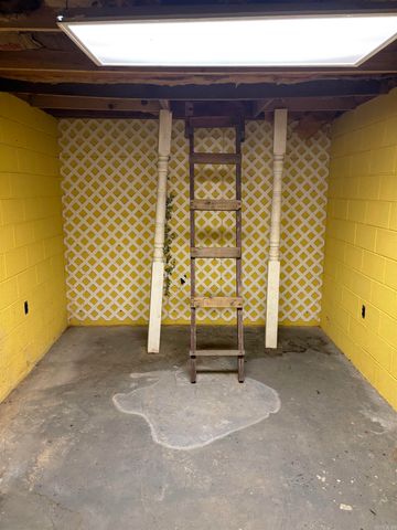 611 Harrod Rd, White Hall, AR 71602