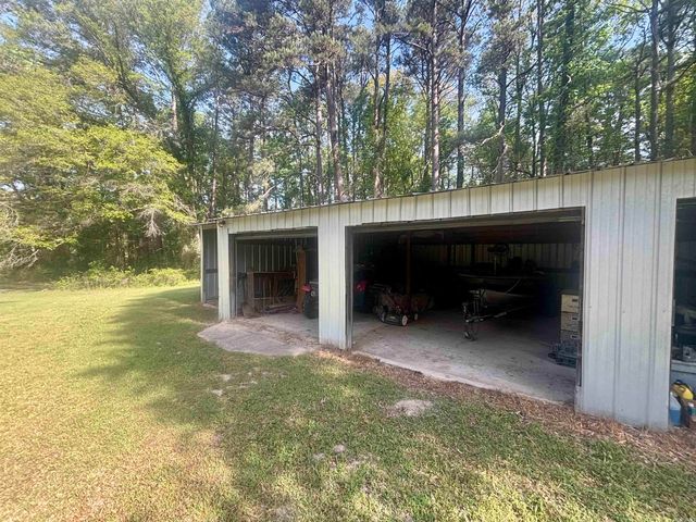 611 Harrod Rd, White Hall, AR 71602