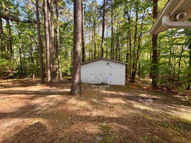 611 Harrod Rd, White Hall, AR 71602