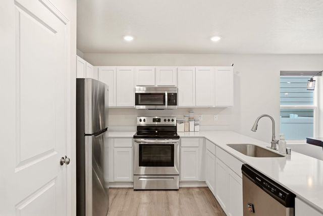 4471 W Brookfield Ave, Spokane, WA 99208