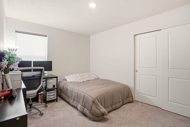 4471 W Brookfield Ave, Spokane, WA 99208