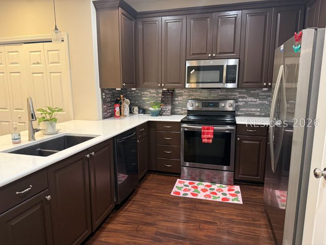23 Isle Of Palms Drive E, Bluffton, SC 29910
