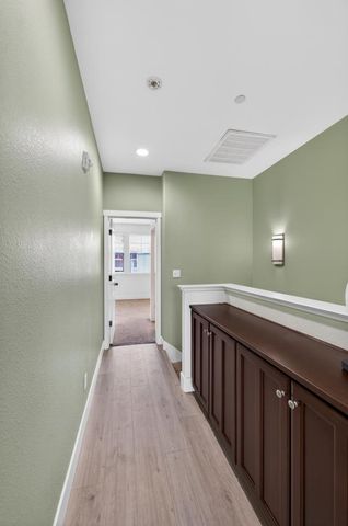 413 17th St, Sacramento, CA 95811