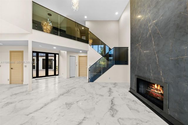 10790 Haydn Dr, Boca Raton, FL 33498