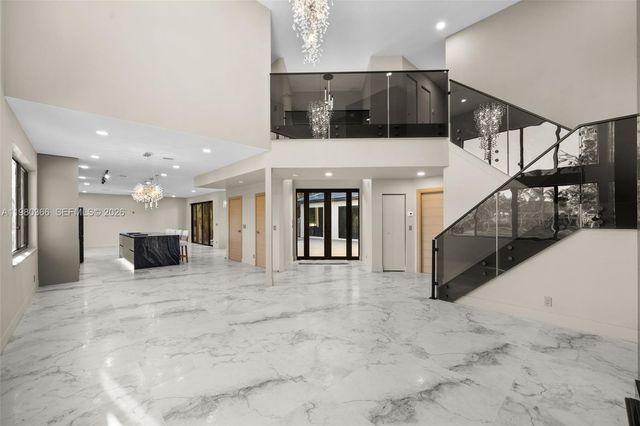 10790 Haydn Dr, Boca Raton, FL 33498