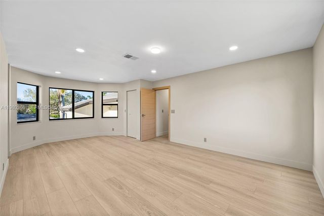 10790 Haydn Dr, Boca Raton, FL 33498