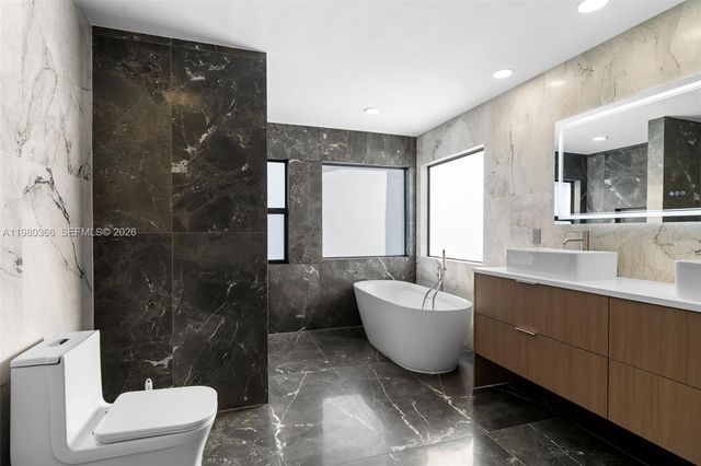 10790 Haydn Dr, Boca Raton, FL 33498