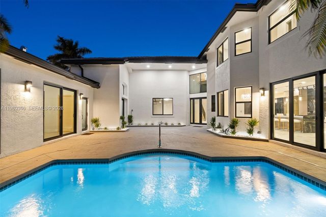 10790 Haydn Dr, Boca Raton, FL 33498