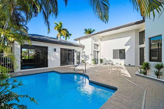 10790 Haydn Dr, Boca Raton, FL 33498