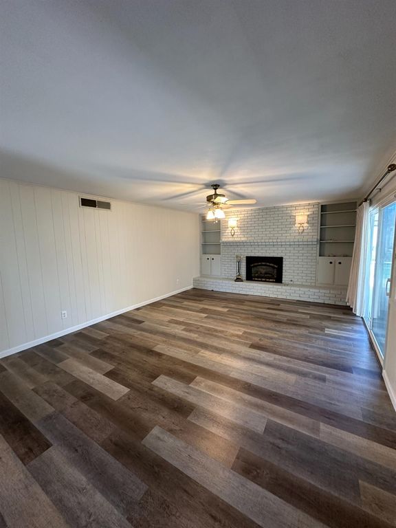 Image 16 of property listing at 1310 W Magill Avenue, Fresno, CA 93711