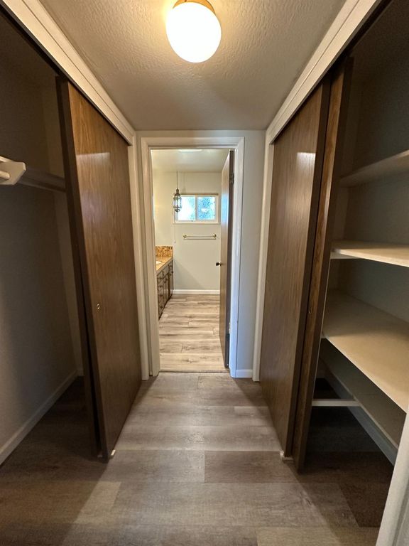 Image 25 of property listing at 1310 W Magill Avenue, Fresno, CA 93711