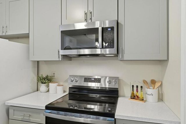 5742 Playa Del Rey 1, San Jose, CA 95123