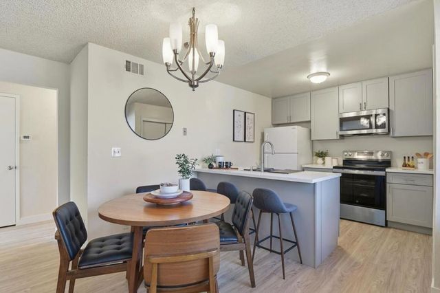 5742 Playa Del Rey 1, San Jose, CA 95123