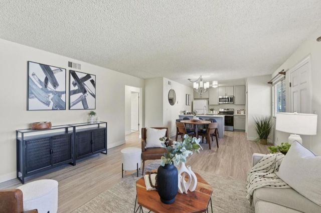 5742 Playa Del Rey 1, San Jose, CA 95123