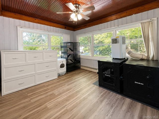 16 Upper Hillman Road, Warwick, NY 10990