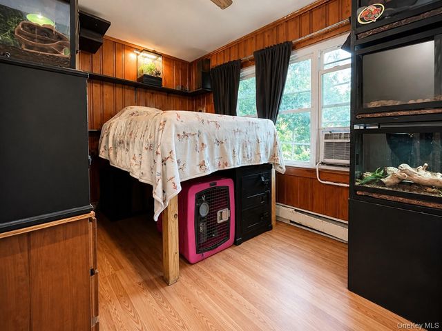 16 Upper Hillman Road, Warwick, NY 10990